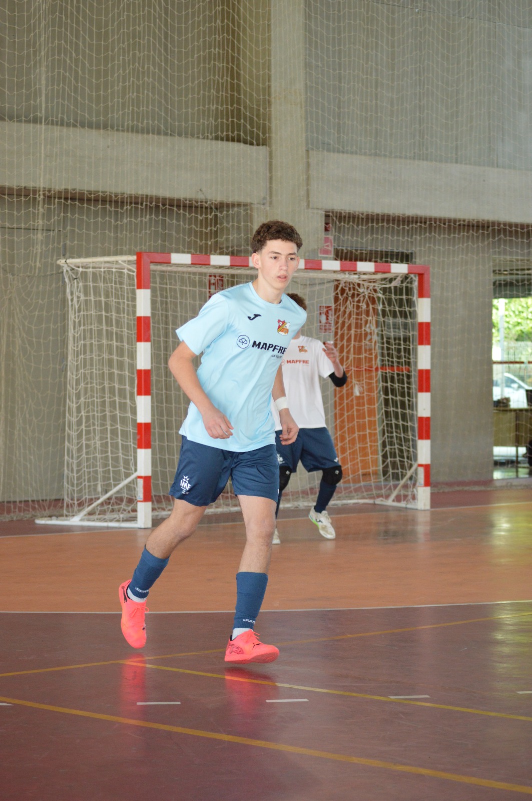 WhatsApp Image 2025-11-23 at 19.01.30