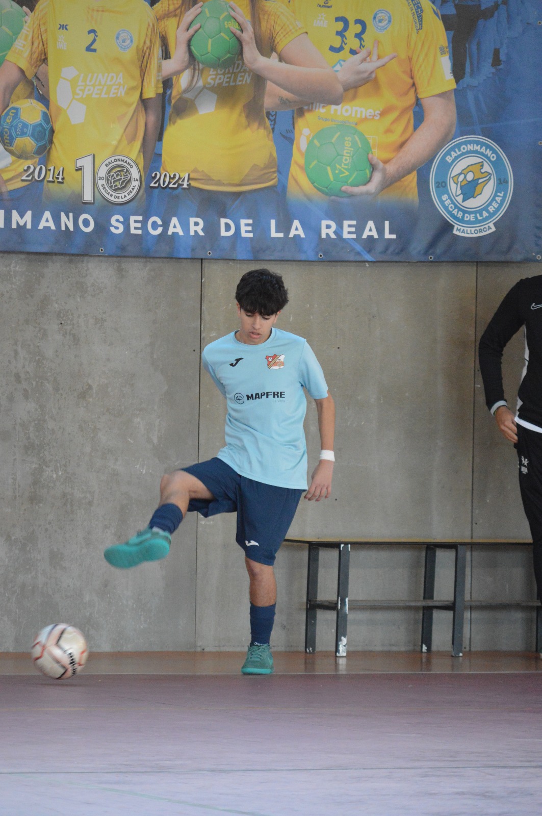 WhatsApp Image 2025-11-23 at 19.03.42